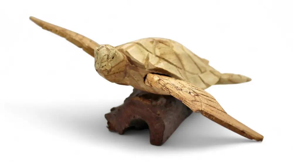 Sculpture Tortue Sur Socle Bois